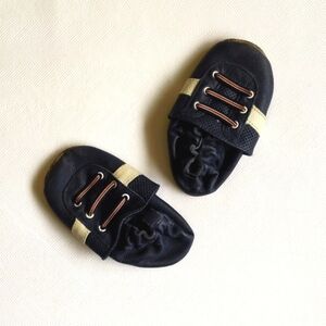 joe fresh soft sole leather baby slippers crib shoes 18-24 months